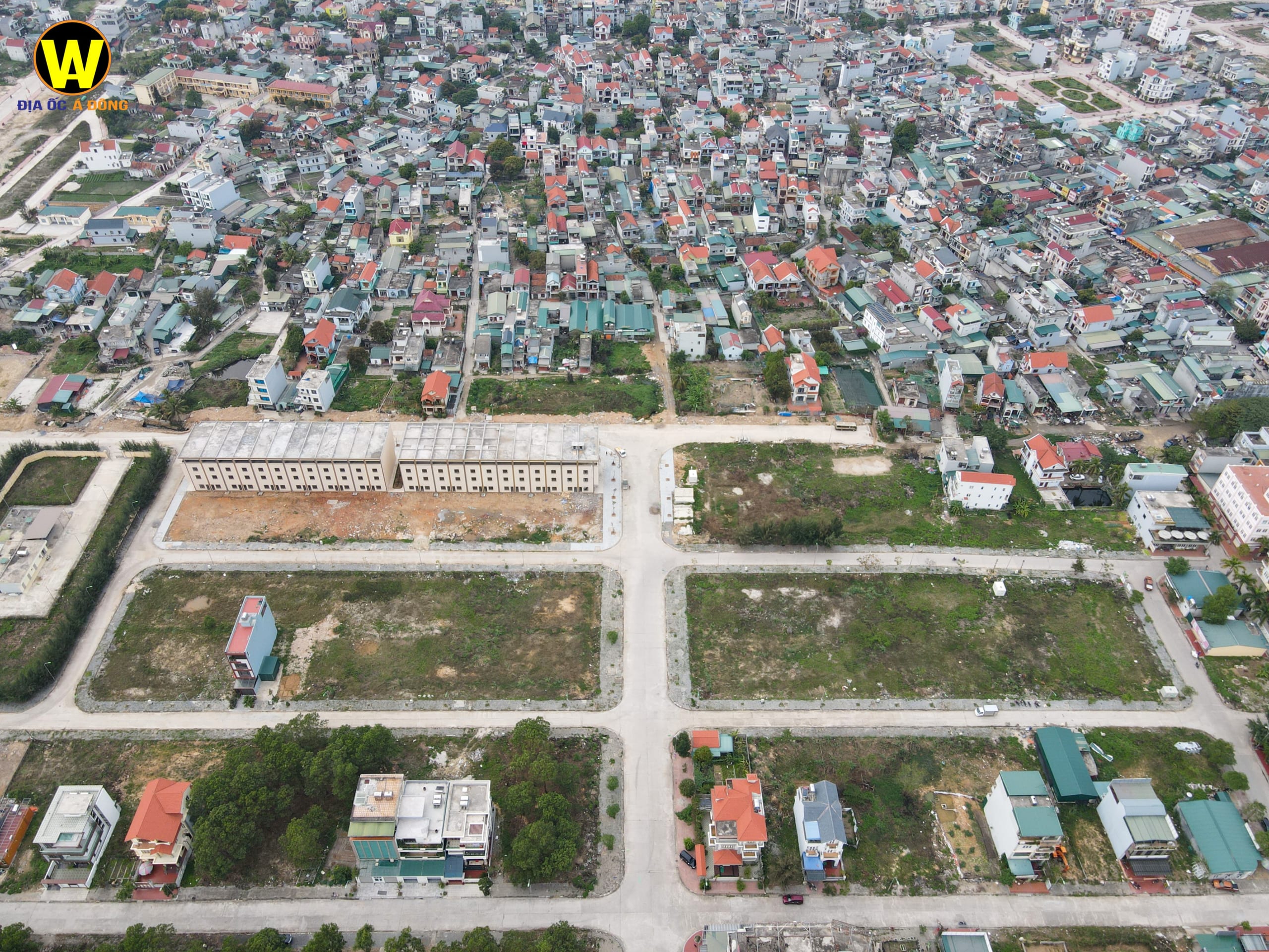 khu Shophouse đang xây của khu đô thị